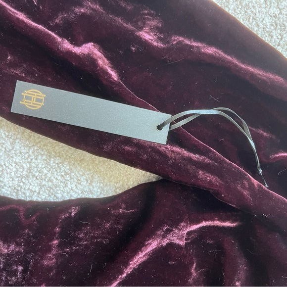 House of Harlow 1960 x Revolve Morana velvet one sleeve dress - Picture 8 of 8